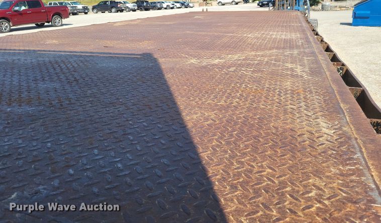 image for item DO4690 2007 Mack Granite CV713  flatbed truck