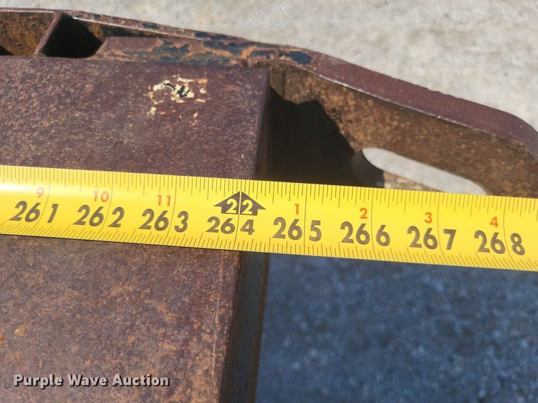 image for item DO4690 2007 Mack Granite CV713  flatbed truck