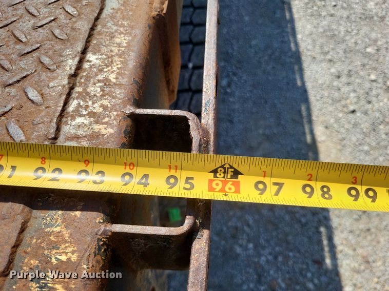 image for item DO4690 2007 Mack Granite CV713  flatbed truck