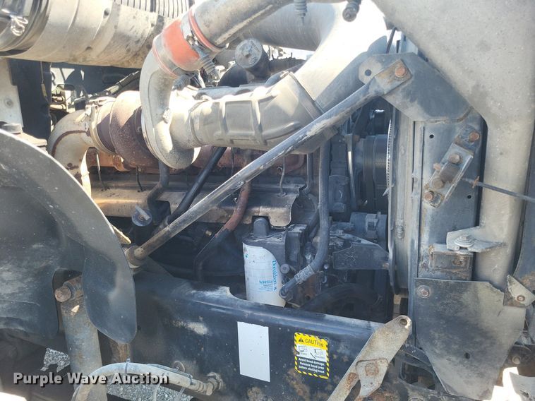 image for item DO4690 2007 Mack Granite CV713  flatbed truck