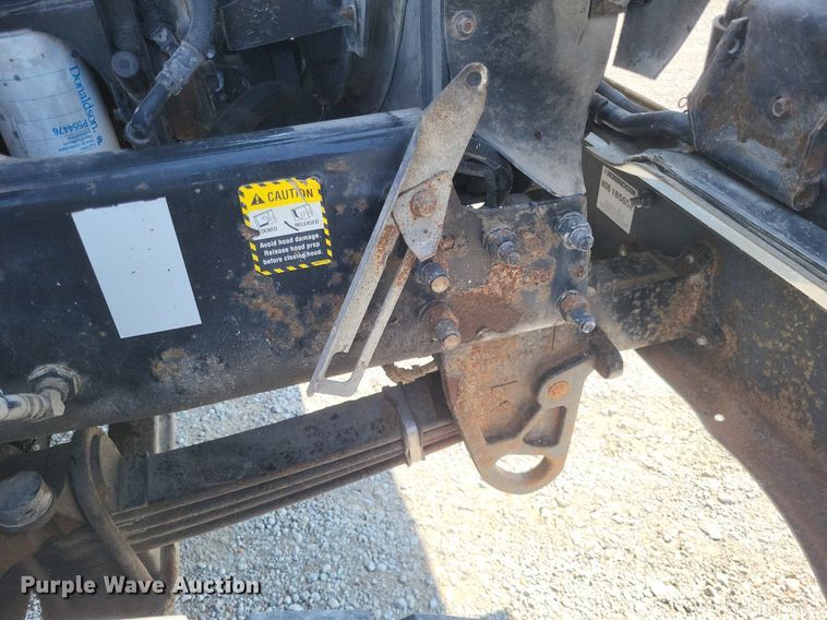 image for item DO4690 2007 Mack Granite CV713  flatbed truck