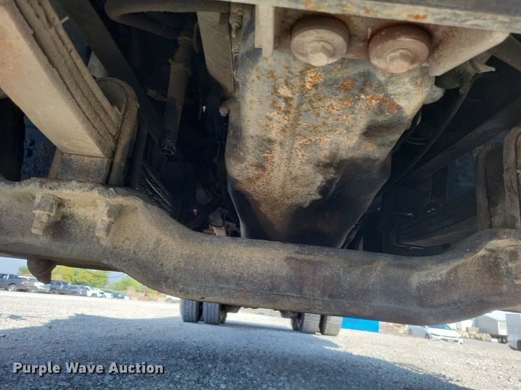 image for item DO4690 2007 Mack Granite CV713  flatbed truck