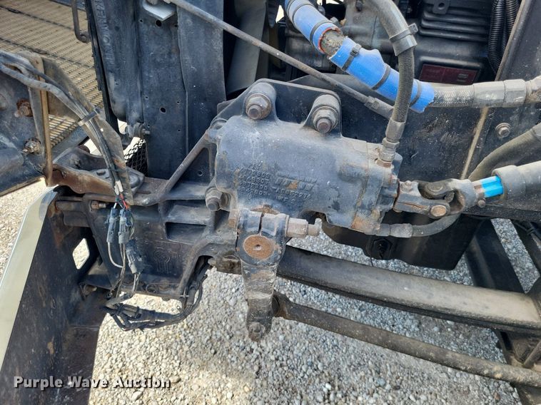 image for item DO4692 1999 Kenworth T800  semi truck