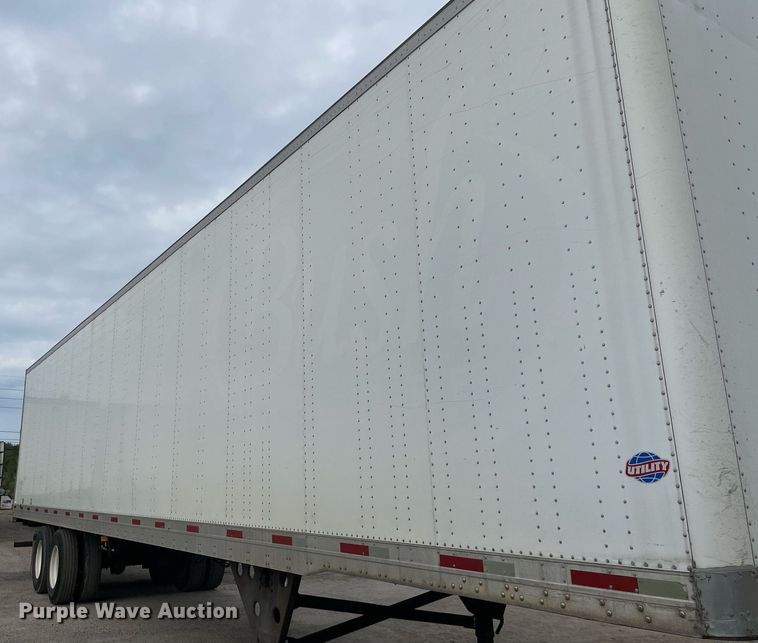 image for item DP0052 2006 Utility VS2DC  dry van trailer