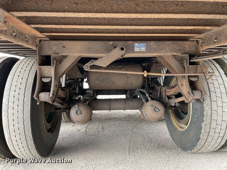 image for item DP0052 2006 Utility VS2DC  dry van trailer