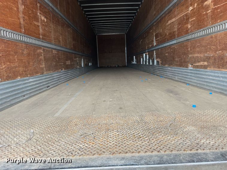 image for item DP0052 2006 Utility VS2DC  dry van trailer