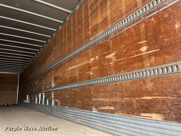 image for item DP0052 2006 Utility VS2DC  dry van trailer