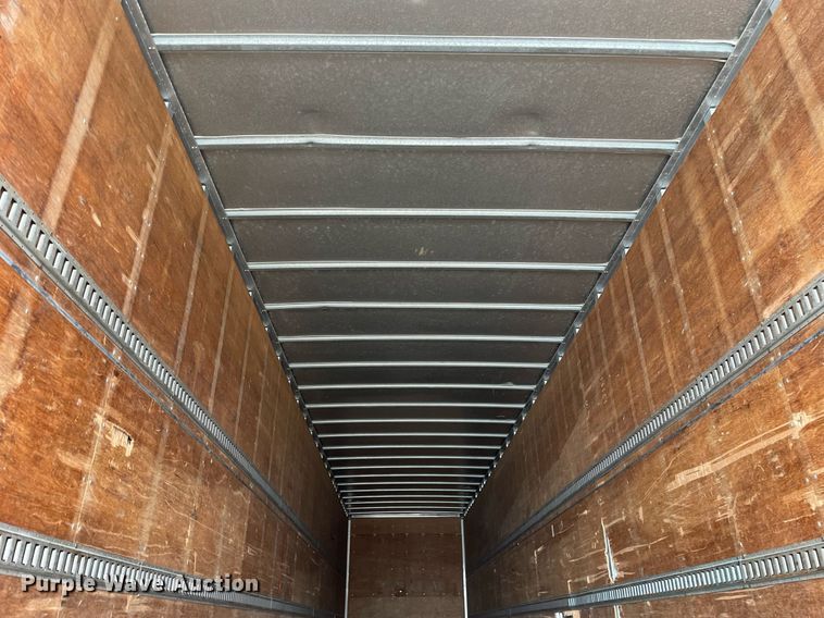 image for item DP0052 2006 Utility VS2DC  dry van trailer