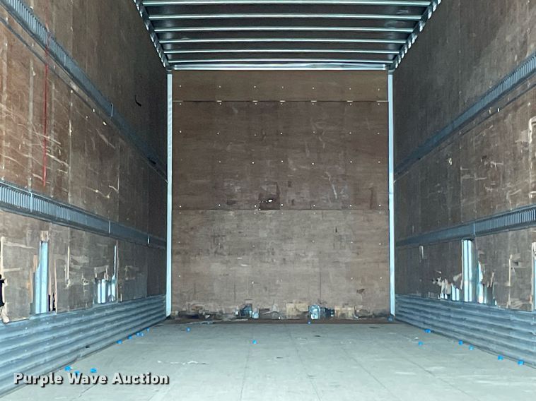 image for item DP0052 2006 Utility VS2DC  dry van trailer