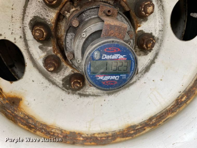 image for item DP0052 2006 Utility VS2DC  dry van trailer