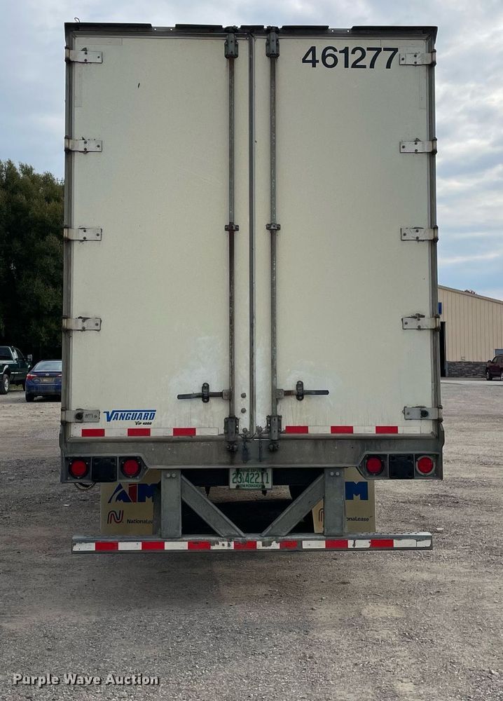 image for item DP0053 2014 Vanguard VIP4000  dry van trailer