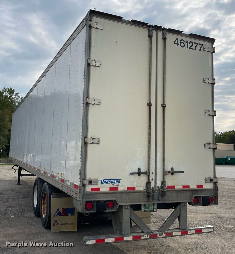 image for item DP0053 2014 Vanguard VIP4000  dry van trailer