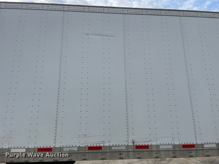 image for item DP0053 2014 Vanguard VIP4000  dry van trailer