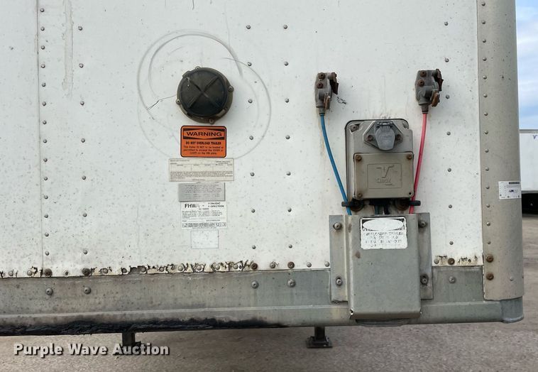 image for item DP0053 2014 Vanguard VIP4000  dry van trailer