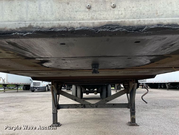 image for item DP0053 2014 Vanguard VIP4000  dry van trailer