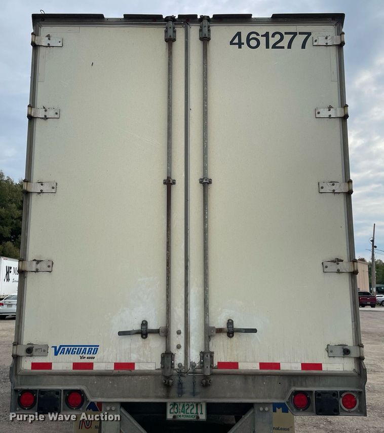 image for item DP0053 2014 Vanguard VIP4000  dry van trailer