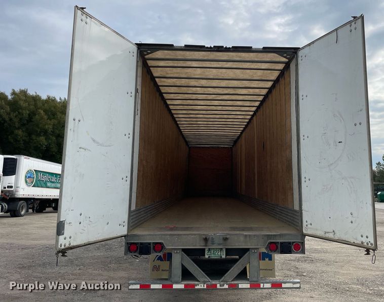 image for item DP0053 2014 Vanguard VIP4000  dry van trailer