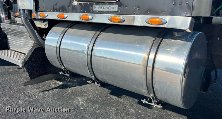 image for item DP2065 2003 Kenworth W900  semi truck