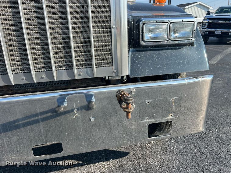 image for item DP2065 2003 Kenworth W900  semi truck