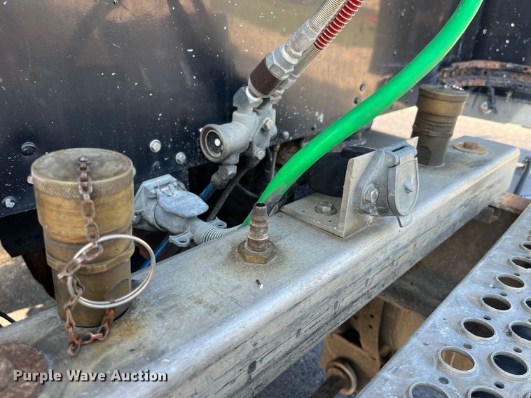 image for item DP2065 2003 Kenworth W900  semi truck