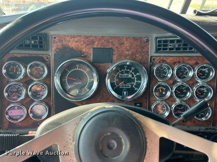 image for item DP2065 2003 Kenworth W900  semi truck