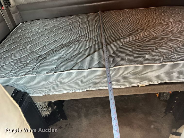 image for item DP2065 2003 Kenworth W900  semi truck