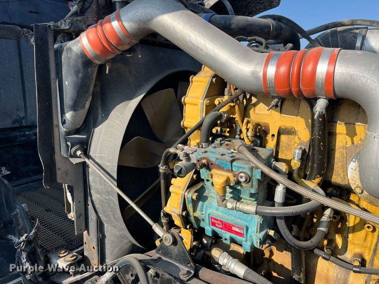 image for item DP2065 2003 Kenworth W900  semi truck