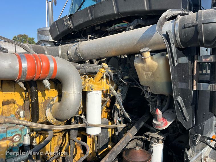 image for item DP2065 2003 Kenworth W900  semi truck