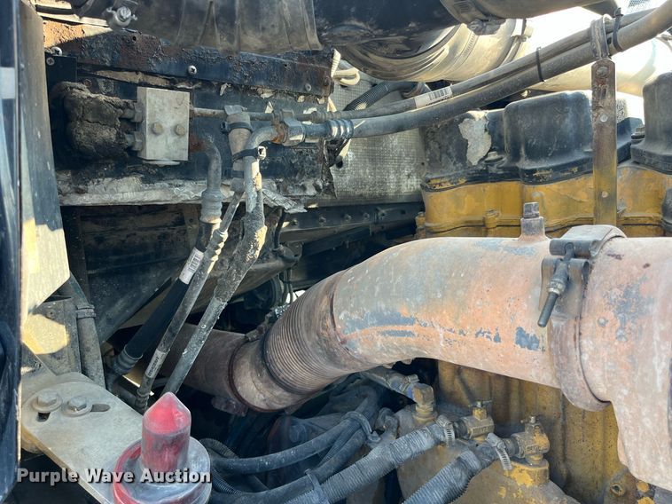 image for item DP2065 2003 Kenworth W900  semi truck