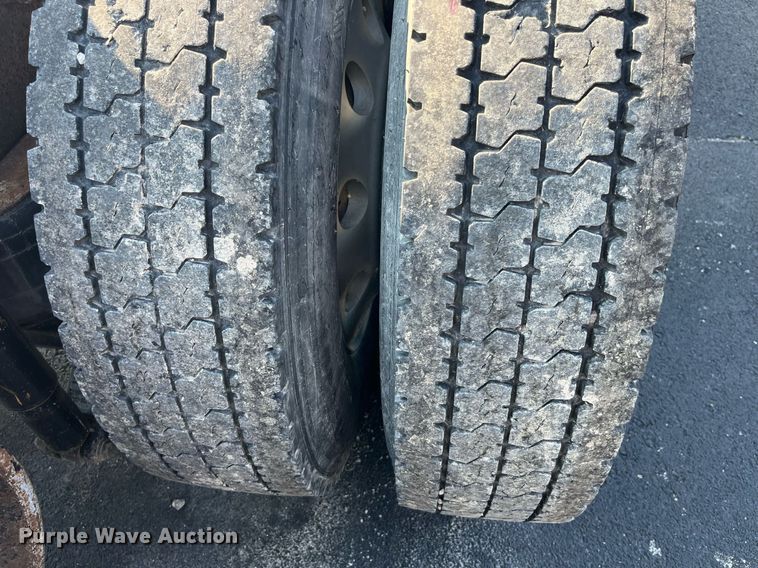 image for item DP2065 2003 Kenworth W900  semi truck