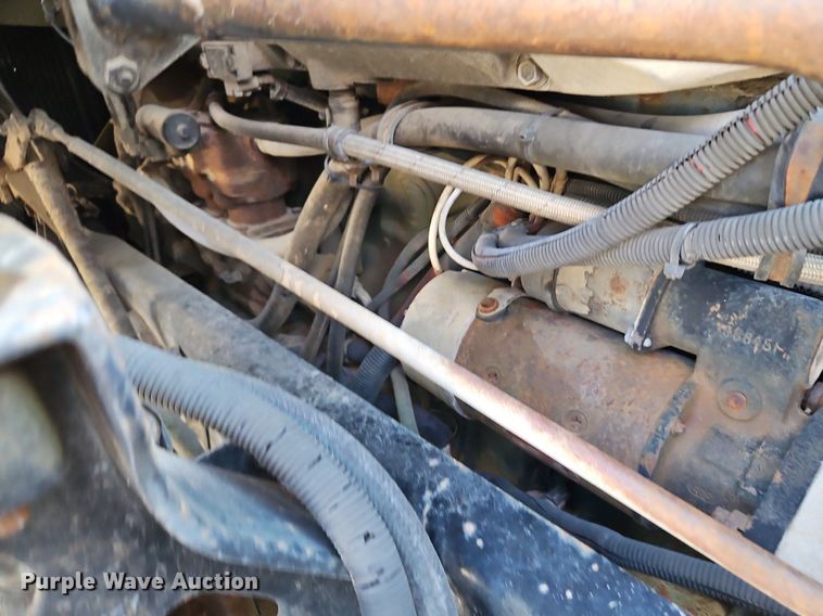 image for item DP2446 1994 Freightliner FLB  semi truck