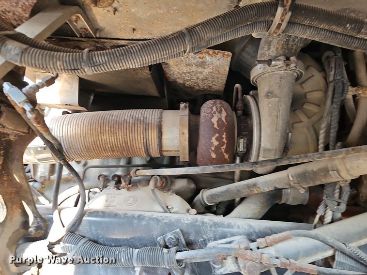 image for item DP2446 1994 Freightliner FLB  semi truck