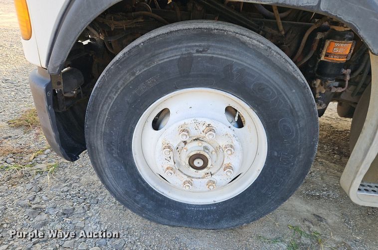 image for item DP2446 1994 Freightliner FLB  semi truck