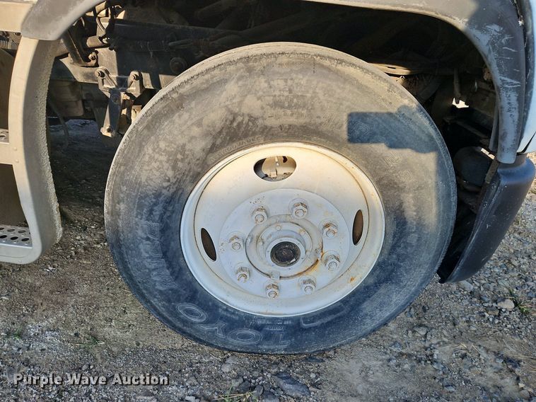 image for item DP2446 1994 Freightliner FLB  semi truck