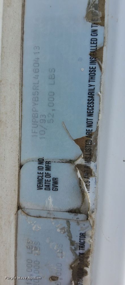 image for item DP2446 1994 Freightliner FLB  semi truck