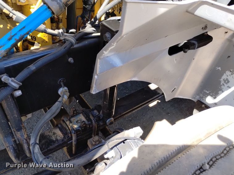 image for item DP3406 2007 International 9400i  semi truck