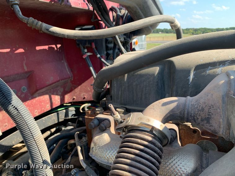 image for item DP8666 2016 Peterbilt 389  semi truck