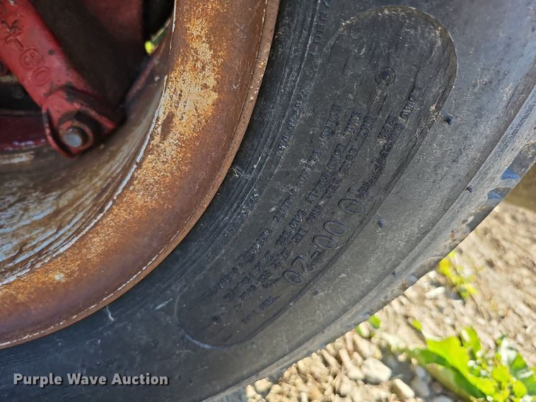 image for item DQ0196 1972 Trailmobile P31TOCAH  flatbed trailer