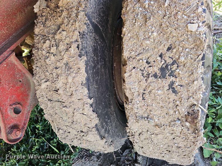 image for item DQ0196 1972 Trailmobile P31TOCAH  flatbed trailer