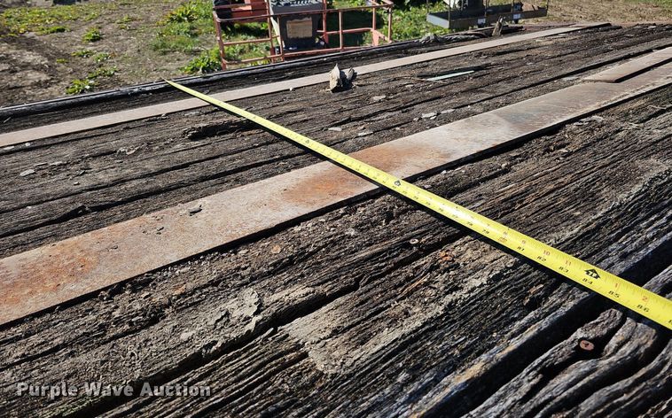 image for item DQ0197 1972 Trailmobile P31TOCAH  flatbed trailer