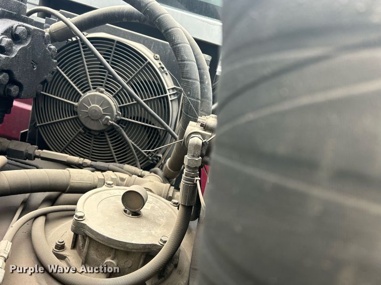 image for item DQ0952 2011 International 7400  vacuum truck