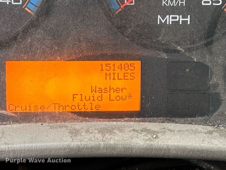 image for item DQ0952 2011 International 7400  vacuum truck