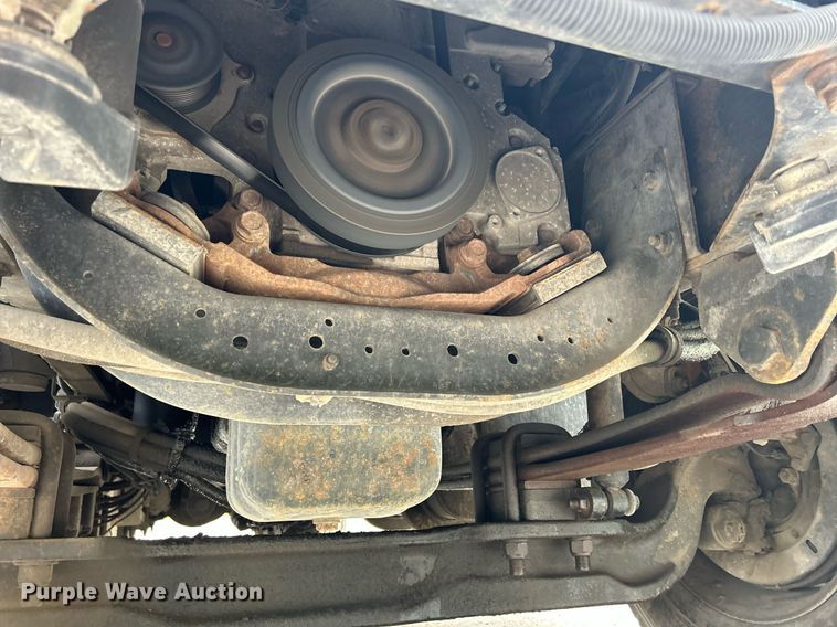 image for item DQ0952 2011 International 7400  vacuum truck