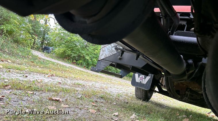 image for item DQ0953 2004 Western Star 4900  vacuum truck