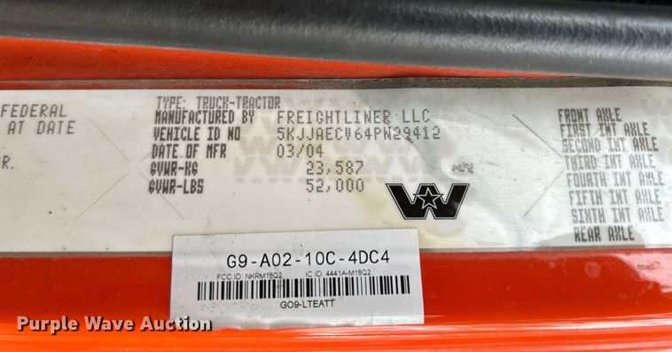 image for item DQ0953 2004 Western Star 4900  vacuum truck