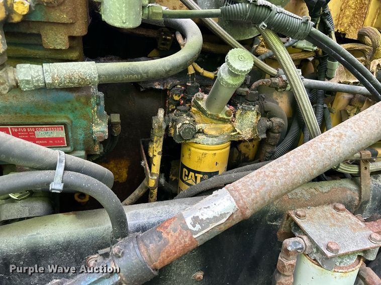 image for item DQ0954 1998 Peterbilt 377  vacuum truck