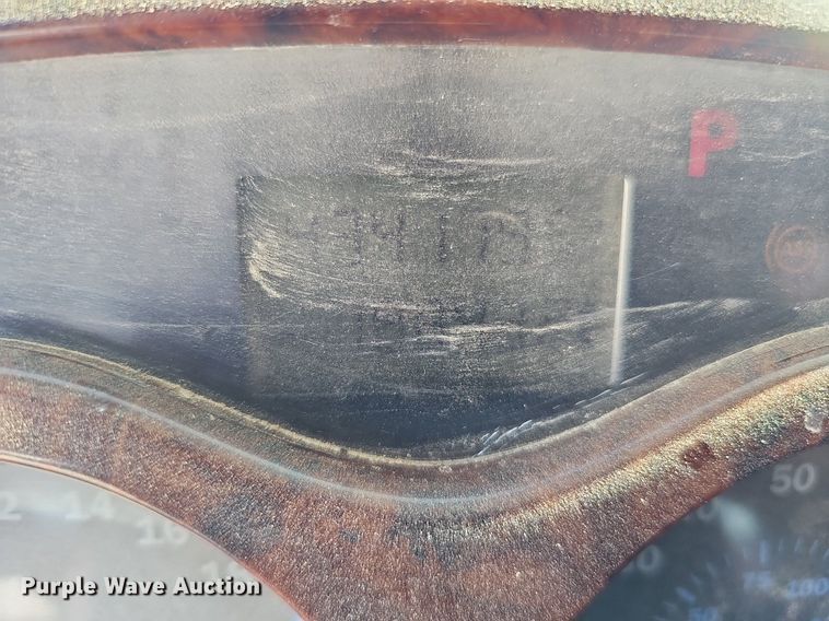 image for item DQ1170 2004 Mack CX613  truck tractor