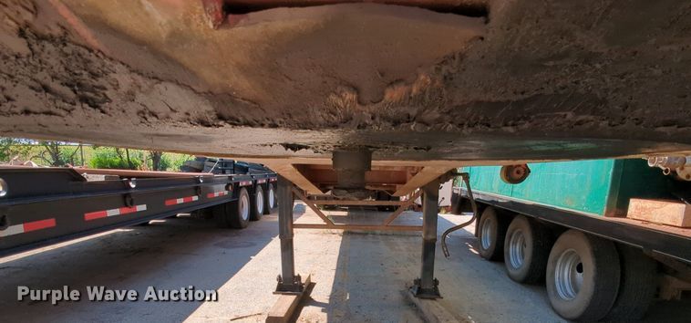image for item DR6986 1985  Flatbed trailer