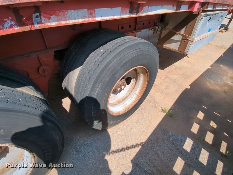 image for item DR6986 1985  Flatbed trailer