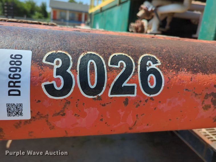 image for item DR6986 1985  Flatbed trailer